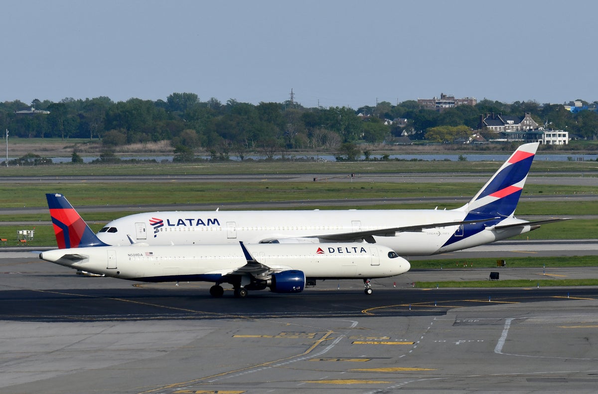 LATAM Will Introduce Premium Economy on Boeing 787s Starting in 2027