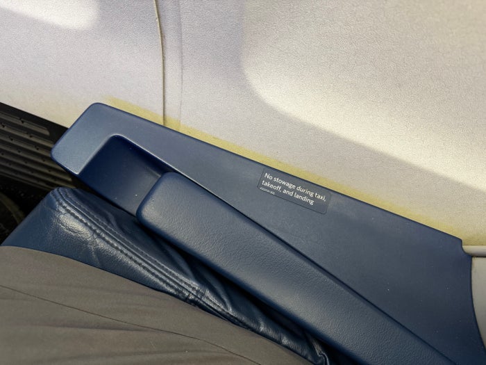 Delta One B757 200 LAX BOS adjustable armrest Delta One B757 200 LAX BOS adjustable armrest