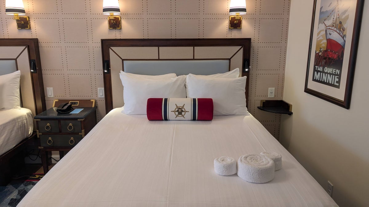 Disneys Yacht Club Resort guest room bed shelves