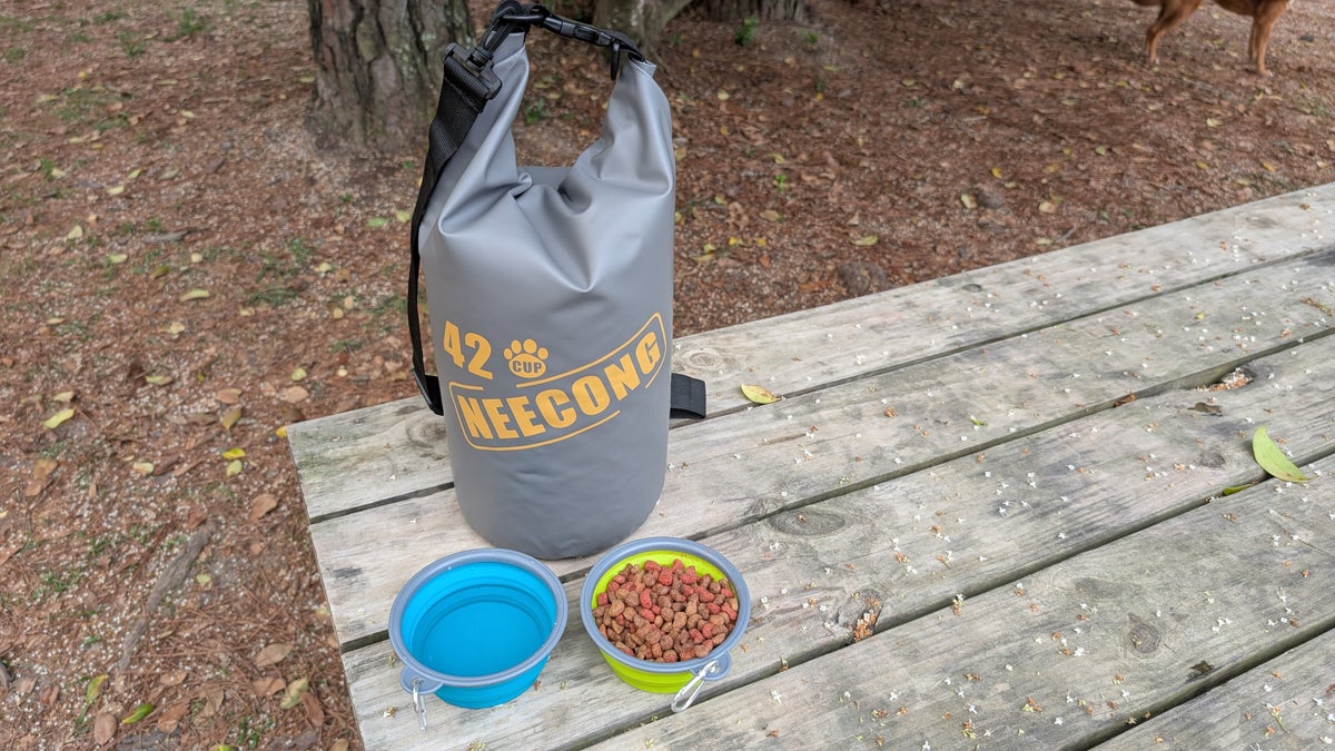 Dog food bag and collapsible bowls