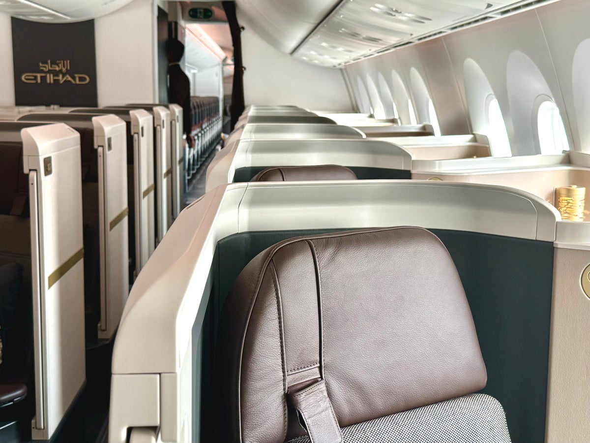 Eithad business class on the Dreamliner