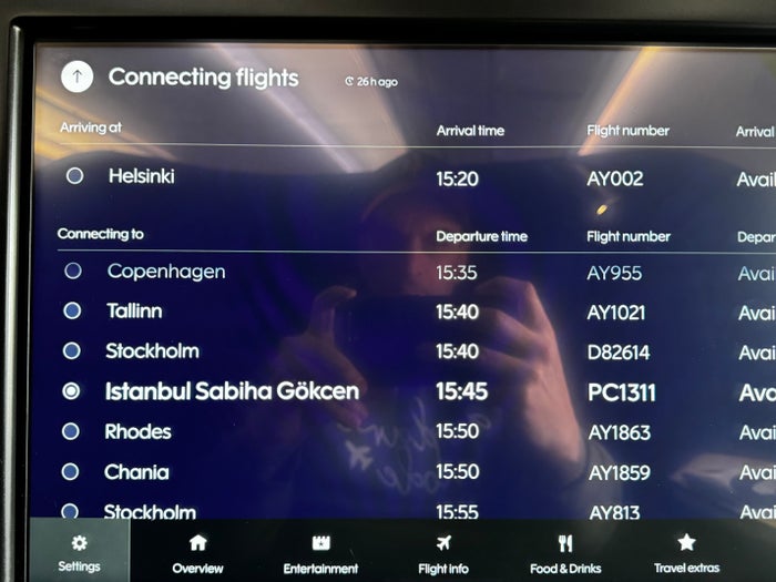 Finnair A350XWB business class entertainment connecting info 