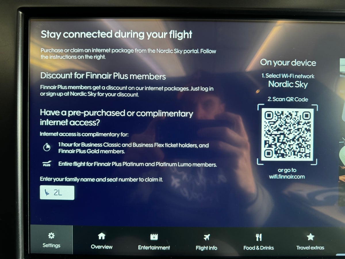 Finnair A350XWB business class wifi info