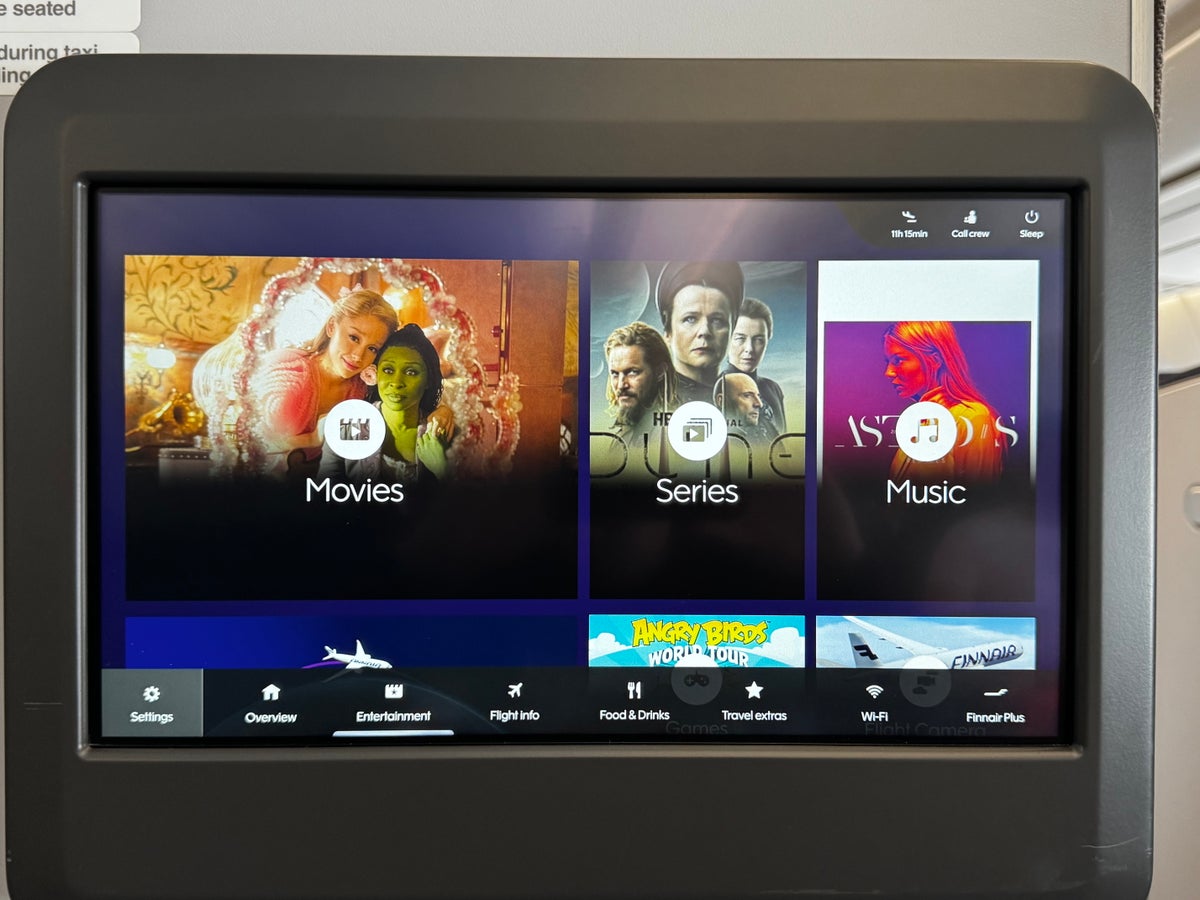 Finnair A350XWB premium economy entertainment options