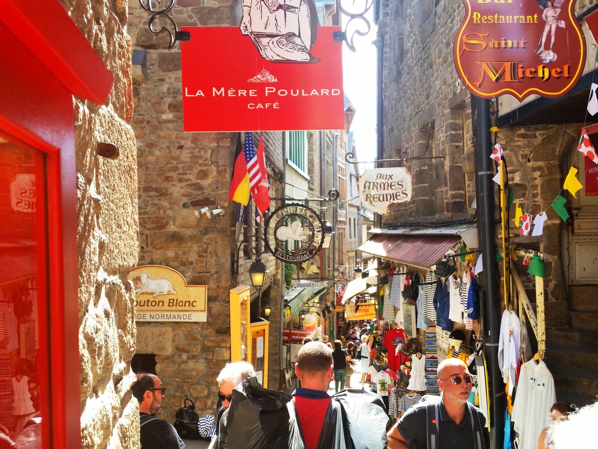 France Mont St Michel Street
