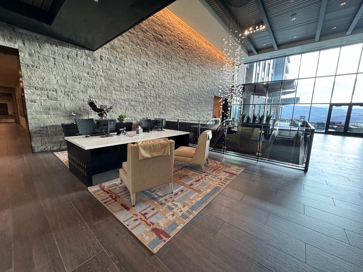 Grand Hyatt Deer Valley Concierge Desk