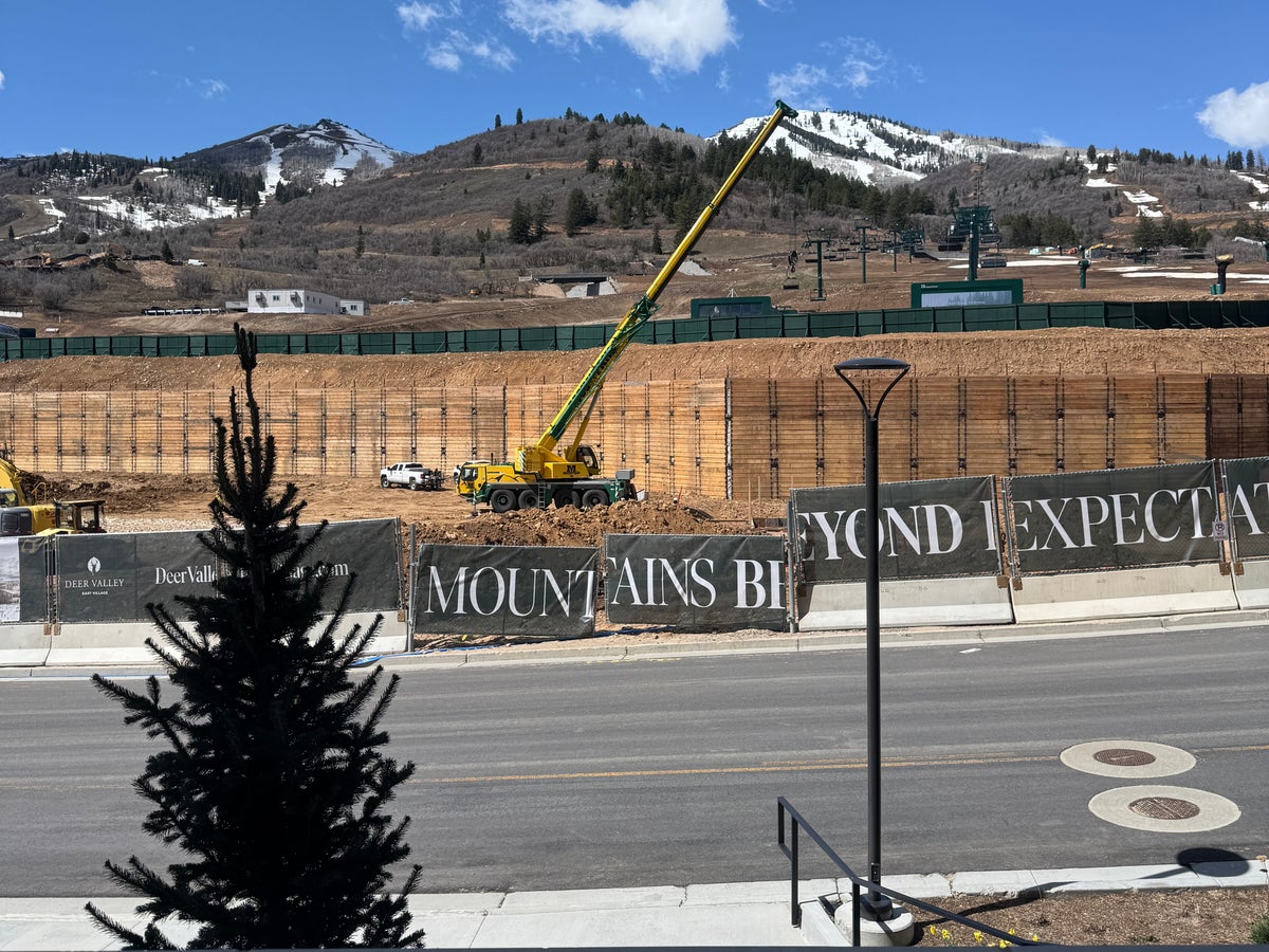 Grand Hyatt Deer Valley Construction