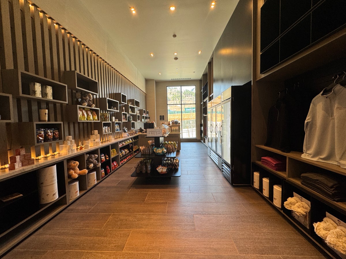 Grand Hyatt Deer Valley Market Store