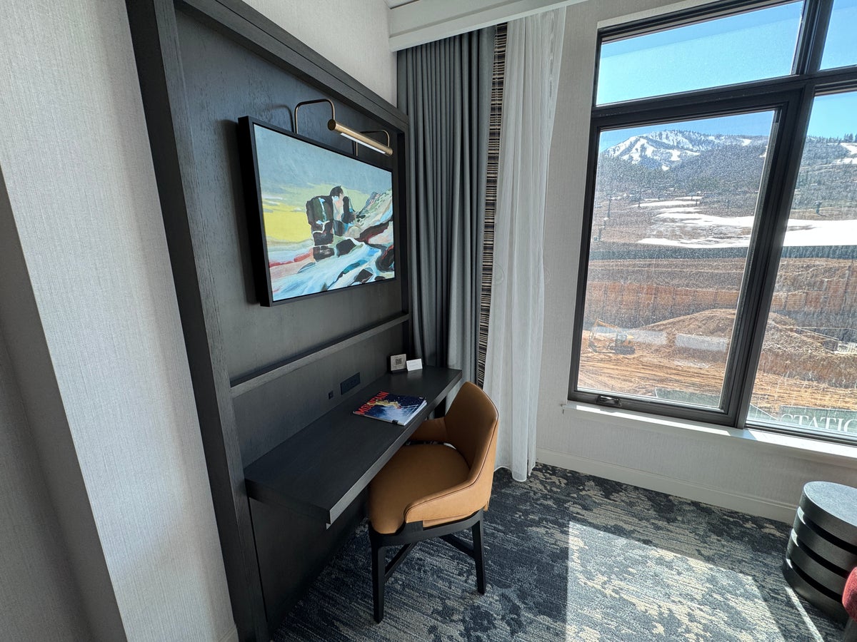 Grand Hyatt Deer Valley Suite Desk