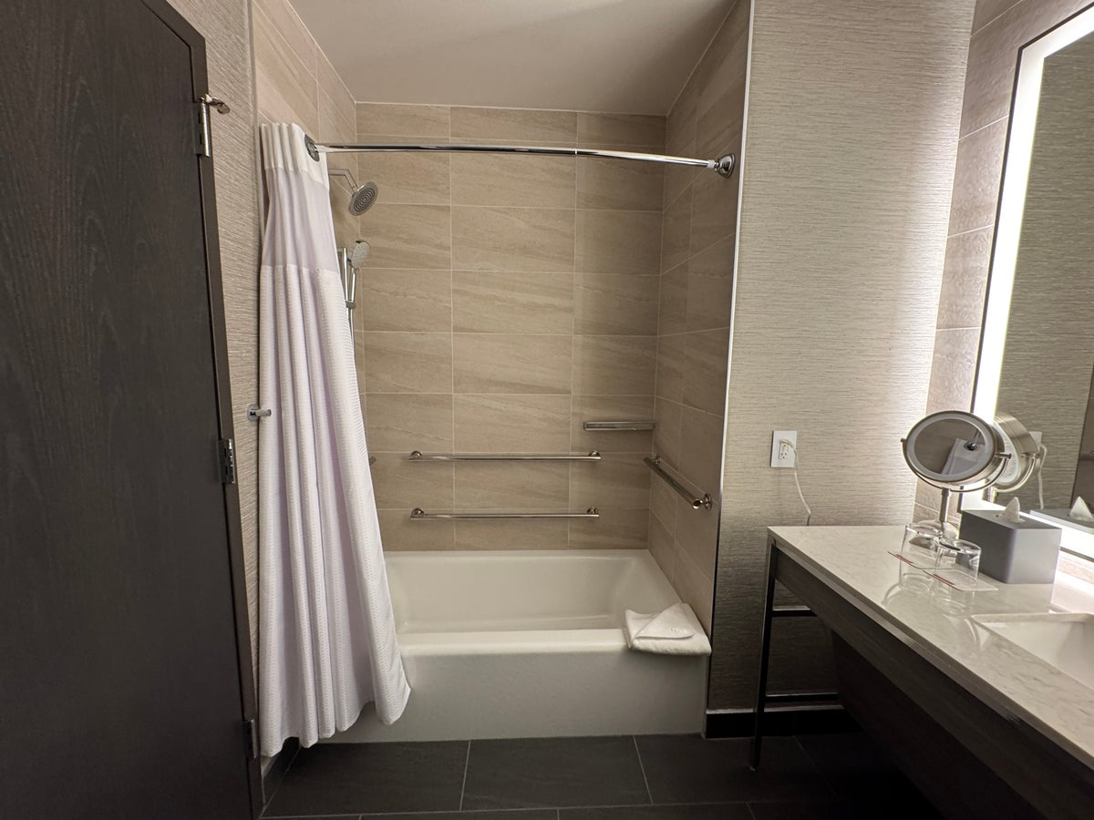 Grand Hyatt Deer Valley Suite Shower