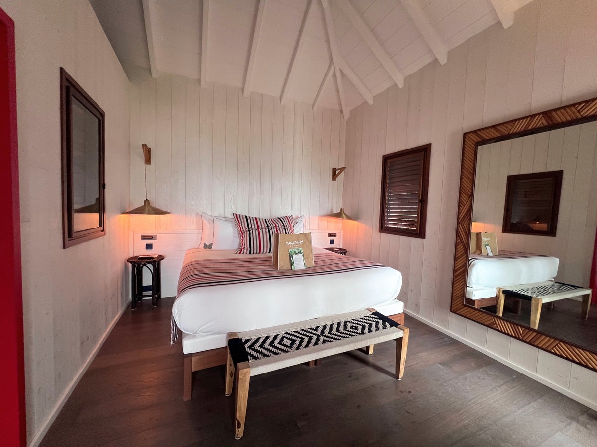 Hotel Manapany guest room
