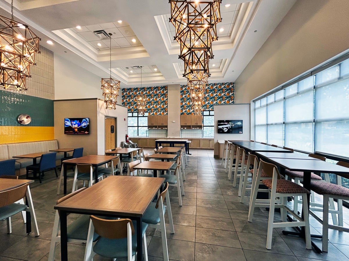 Hyatt Place I Drive Orlando Florida breakfast bar