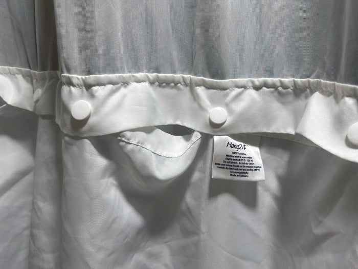 Hyatt Place I Drive Orlando Florida room annoying shower curtain