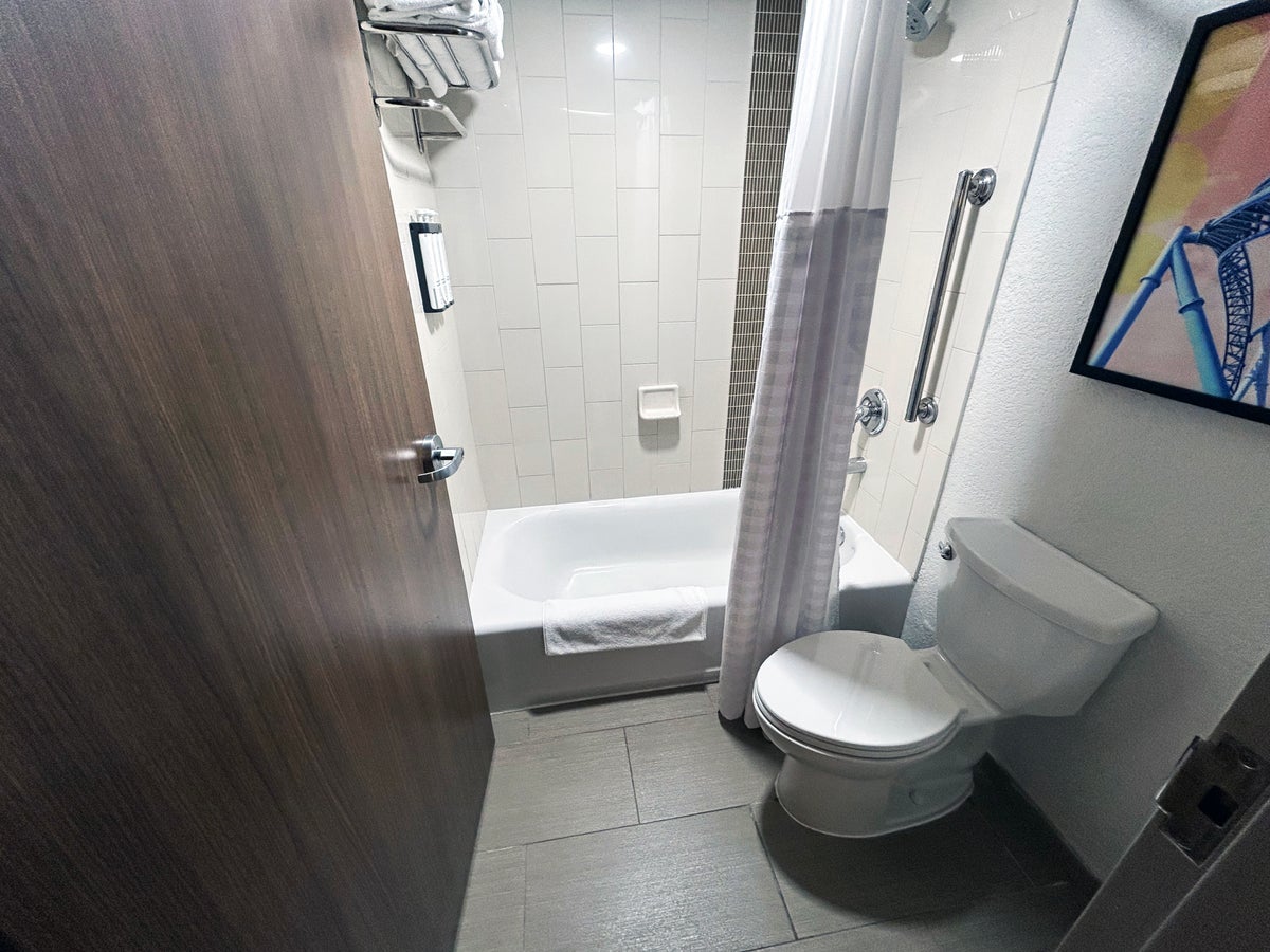 Hyatt Place I Drive Orlando Florida room bathroom front