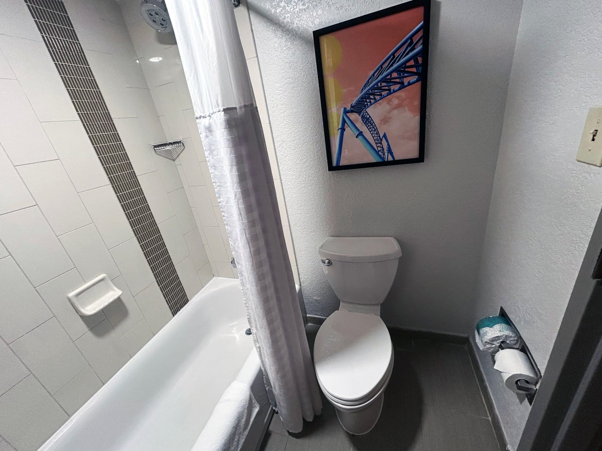Hyatt Place I Drive Orlando Florida room bathroom side