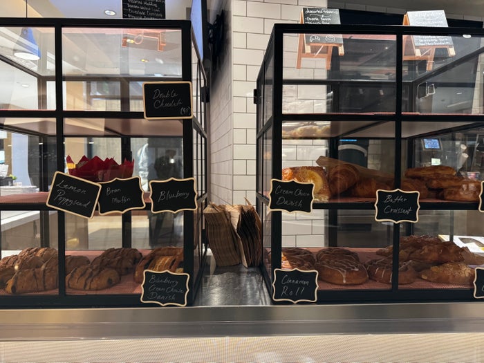 Hyatt Regency DFW Jetts Coffee pastries