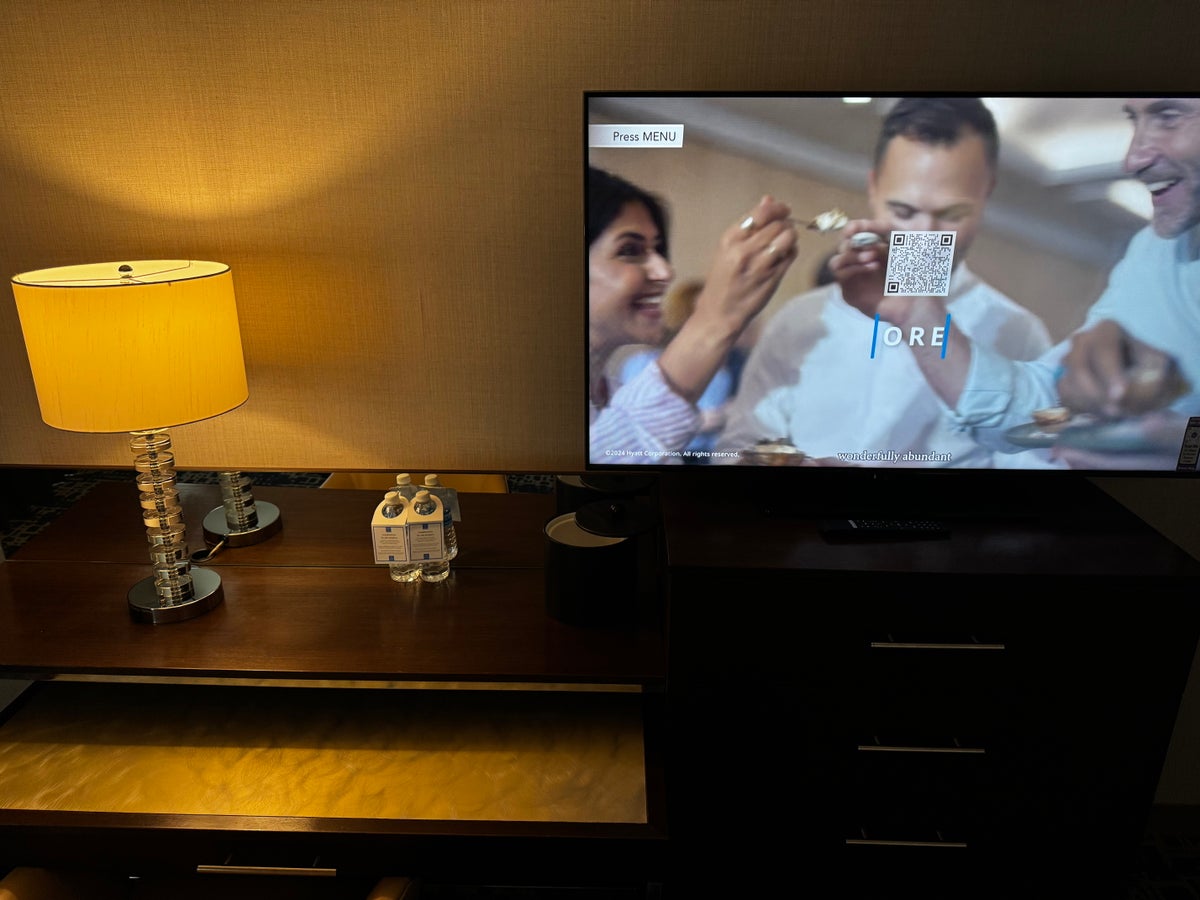 Hyatt Regency DFW bedroom TV desk
