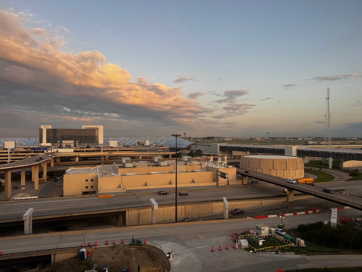 Hyatt Regency DFW bedroom view