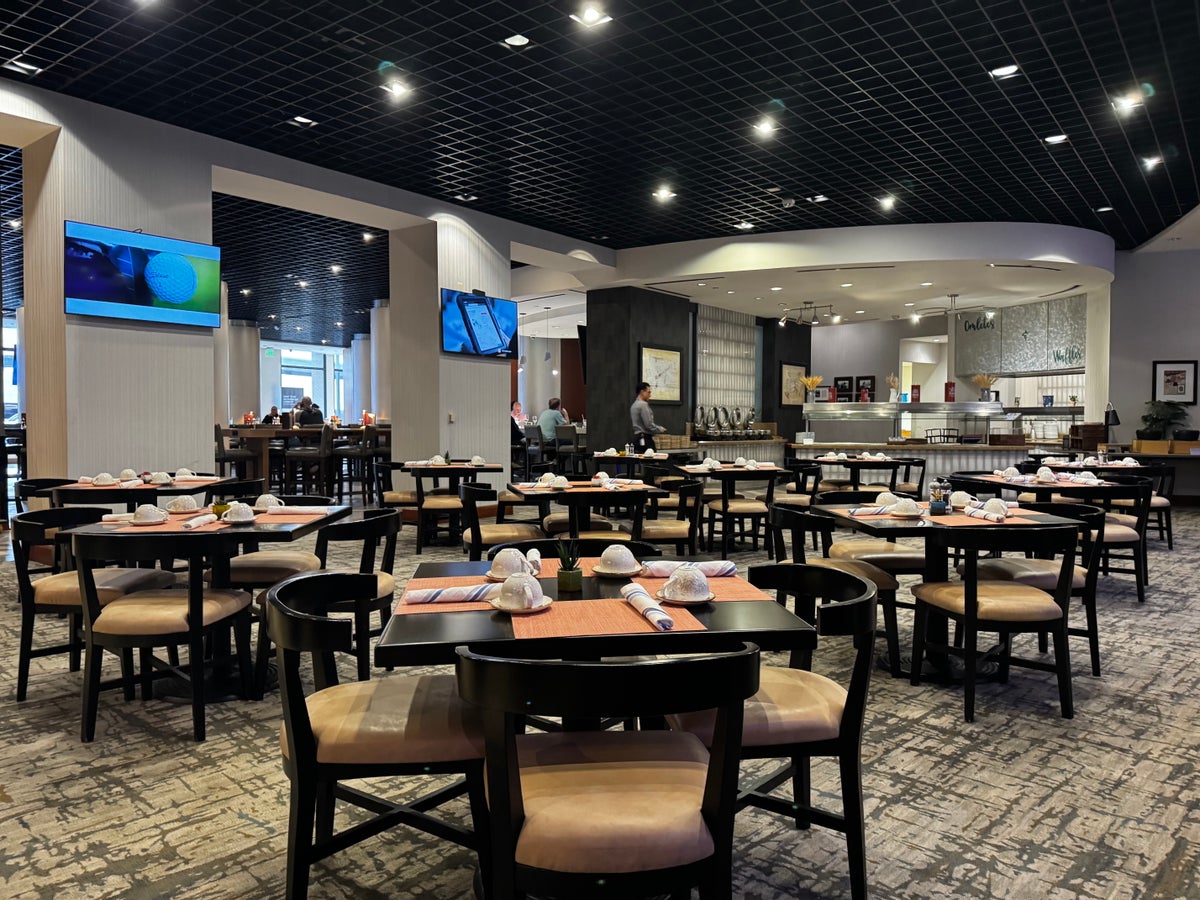 Hyatt Regency DFW breakfast restaurant