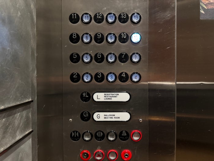Hyatt Regency DFW elevator buttons