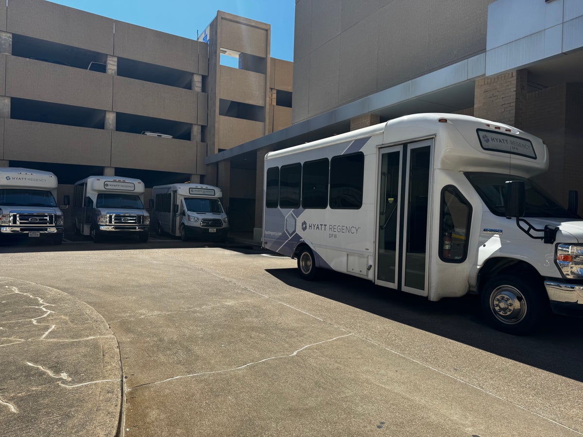 Hyatt Regency DFW shuttles
