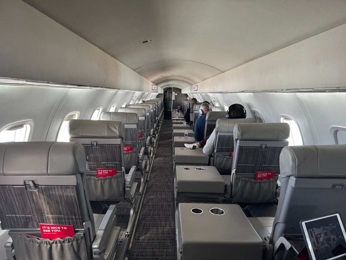 JSX E145 DAL SNA cabin rear view