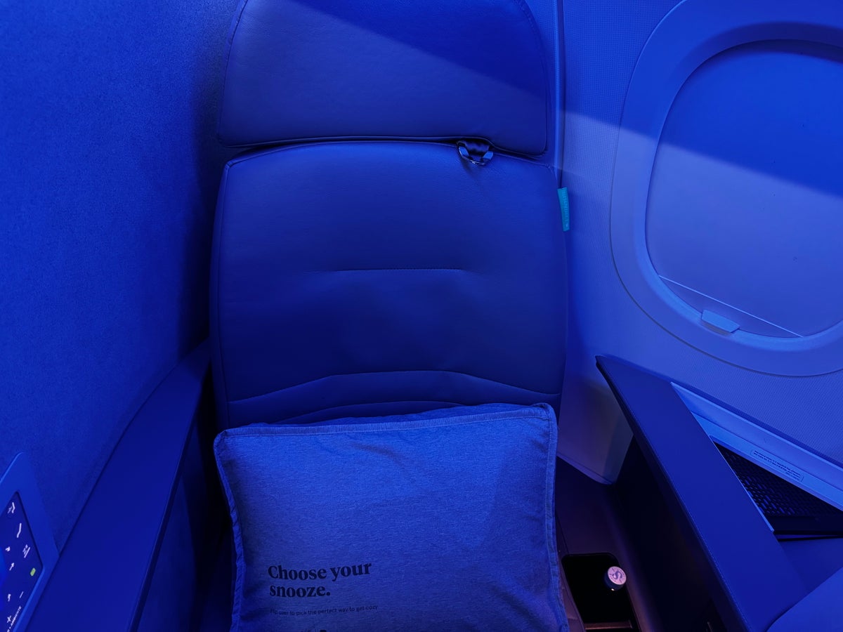 JetBlue Mint A321XLR BOS MAD seat 6A closeup