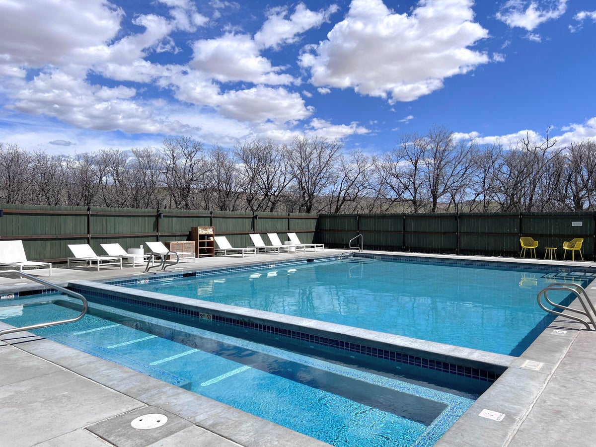 Ofland Escalante pool