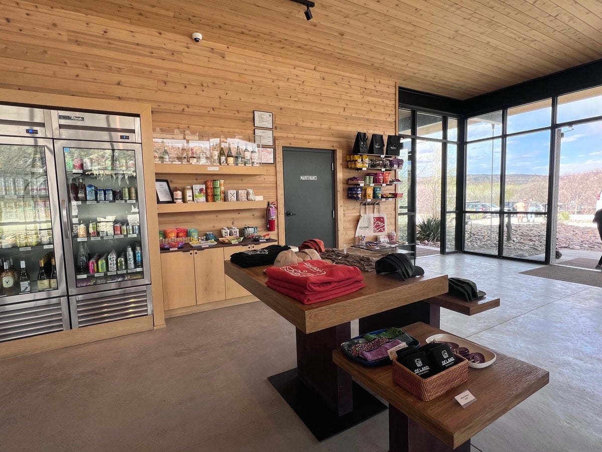 Ofland Escalante store