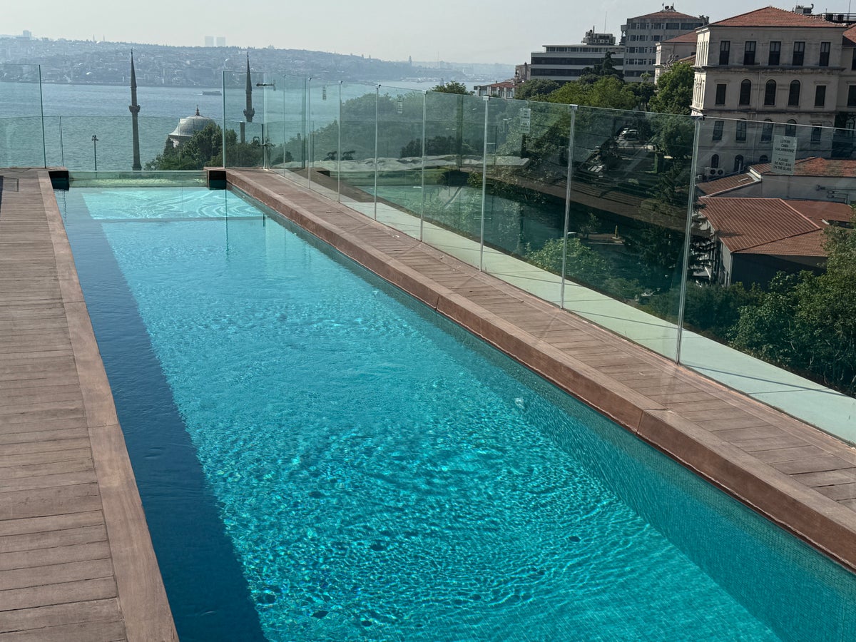 American Express’ The Hotel Collection vs. Fine Hotels + Resorts – Benefits & Perks Compared