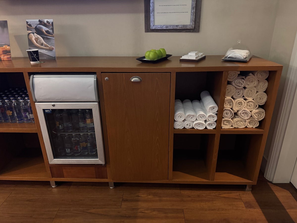 Ritz Carlton Istanbul gym water towels headphones