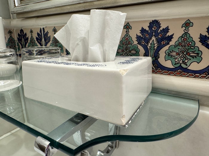 Ritz Carlton Istanbul room chipped tissue dispenser Ritz Carlton Istanbul room chipped tissue dispenser