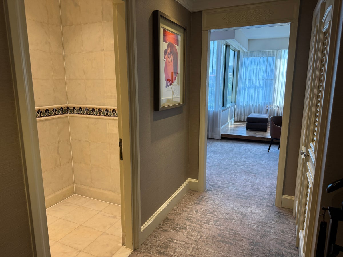 Ritz Carlton Istanbul room entry