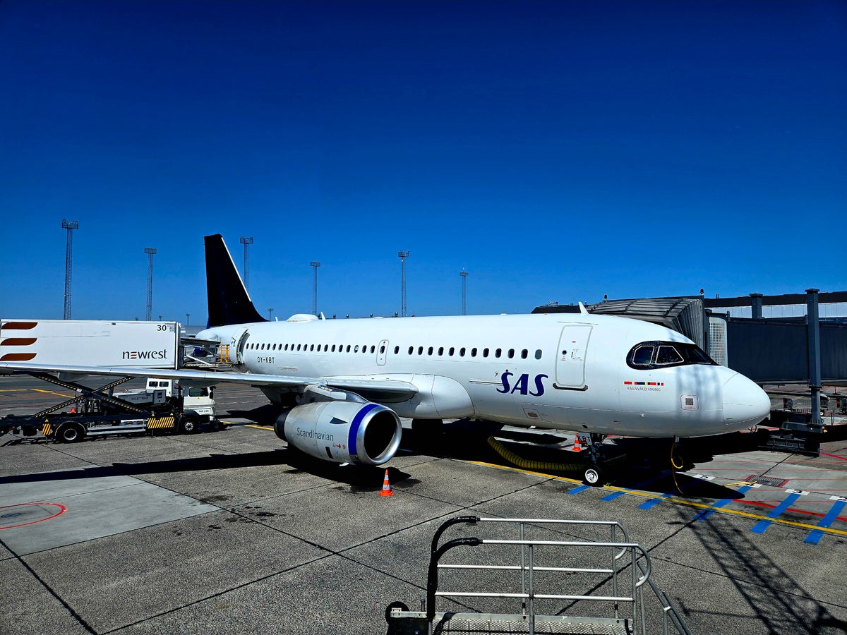 10 Reasons To Love Scandinavian Airlines (SAS) Premium Economy