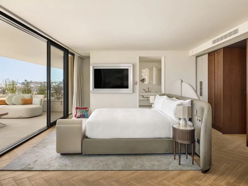 SLS Barcelona Room