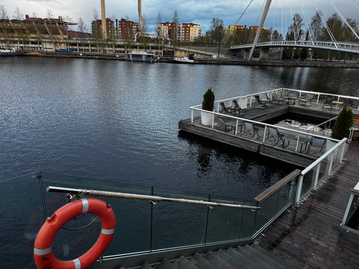 Sauna Restaurant Kuuma cold plunge