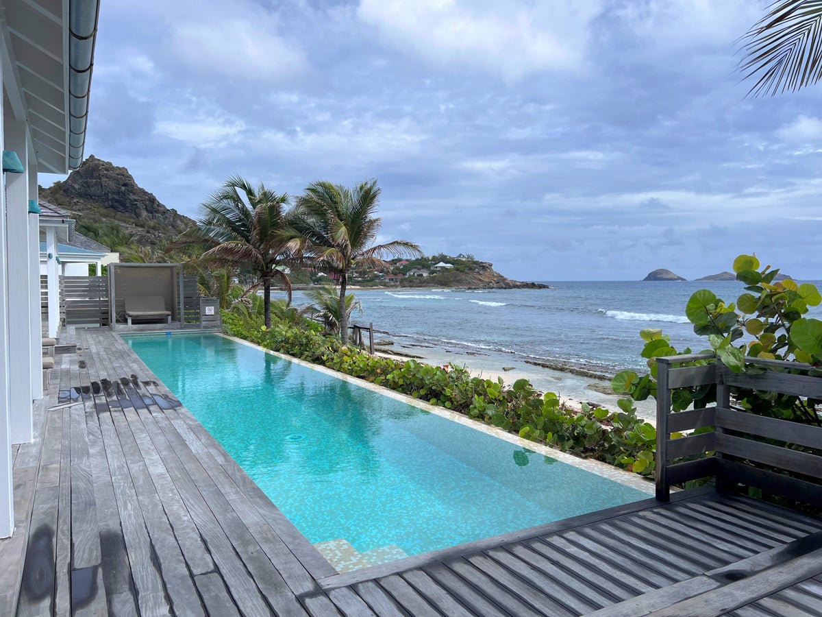 Spa pool at Hotel Manapany