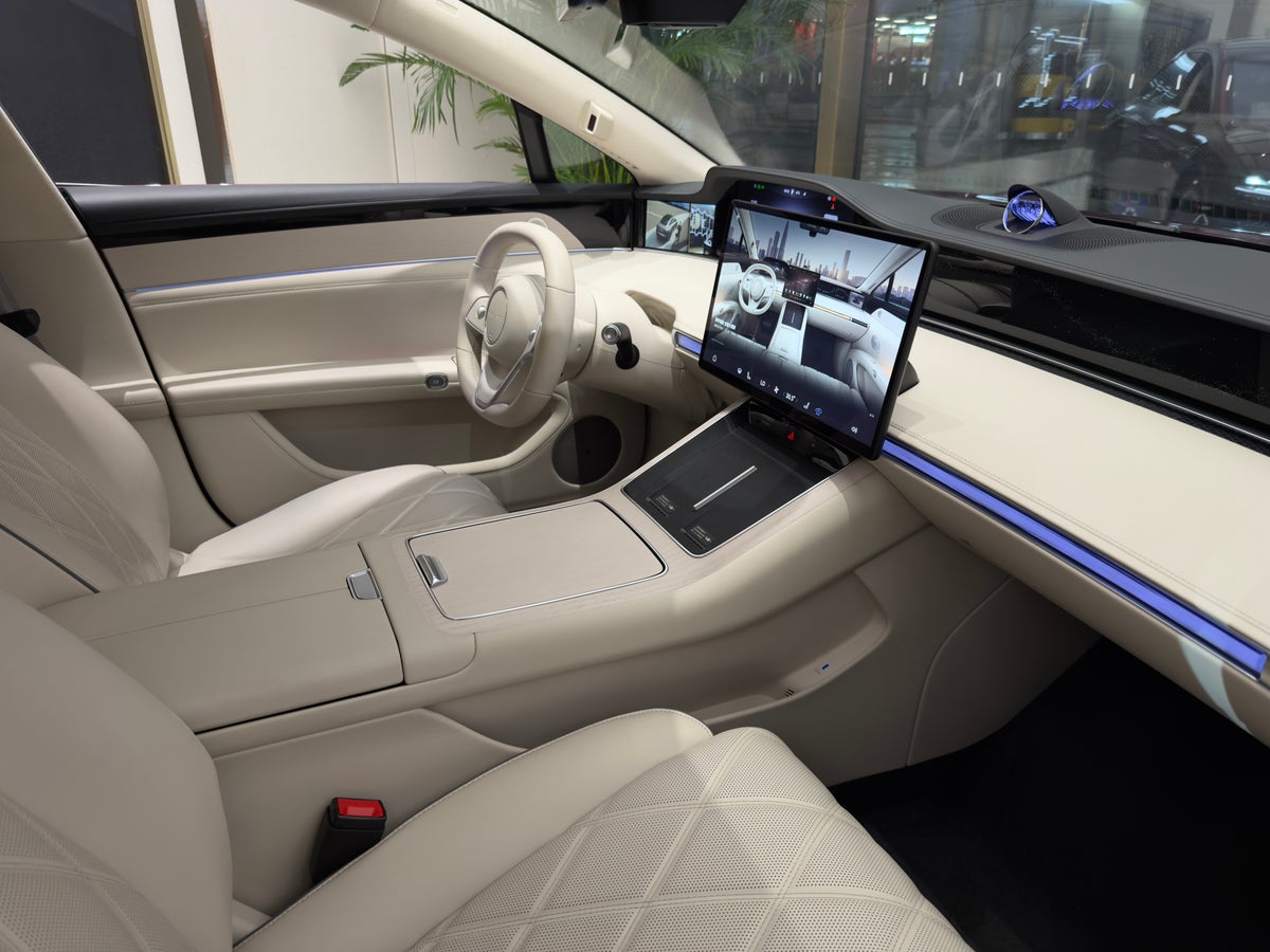 Stelato S9 interior China