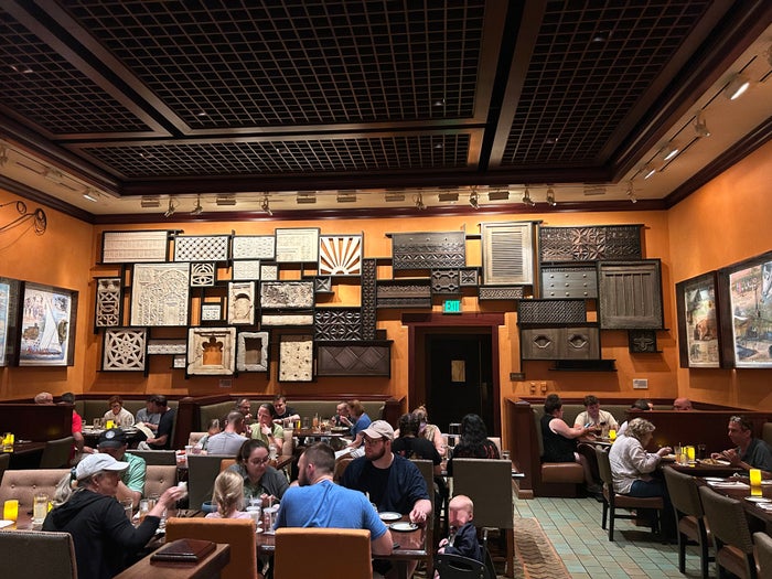 Tiffins Disney Animal Kingdom dining room