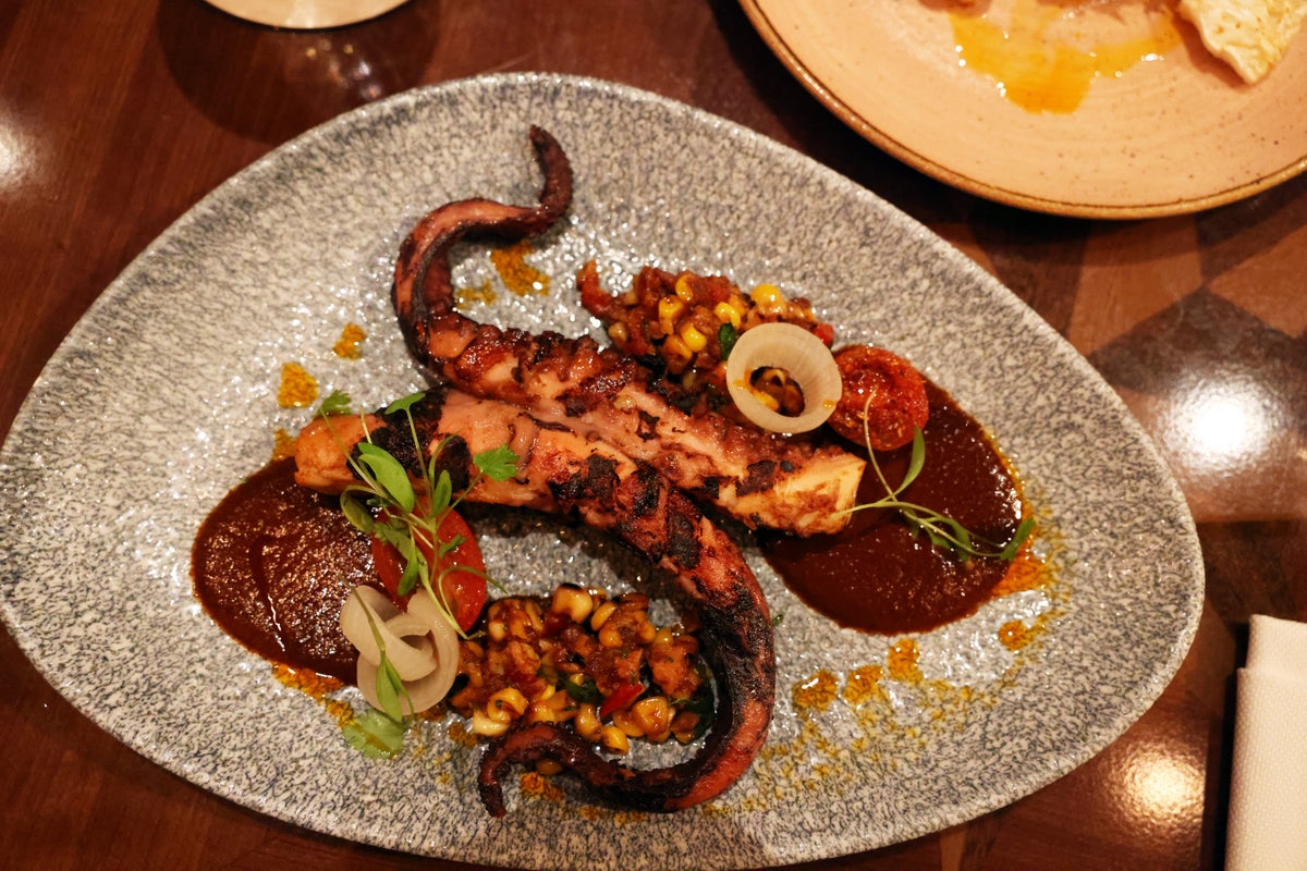 Tiffins Disney Animal Kingdom octopus