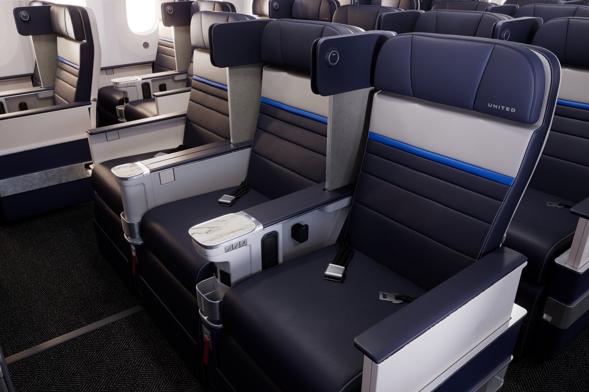 United Elevated Premium Plus Seats