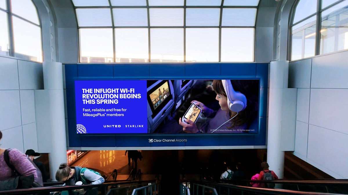 United Airlines Starlink Airport Signage