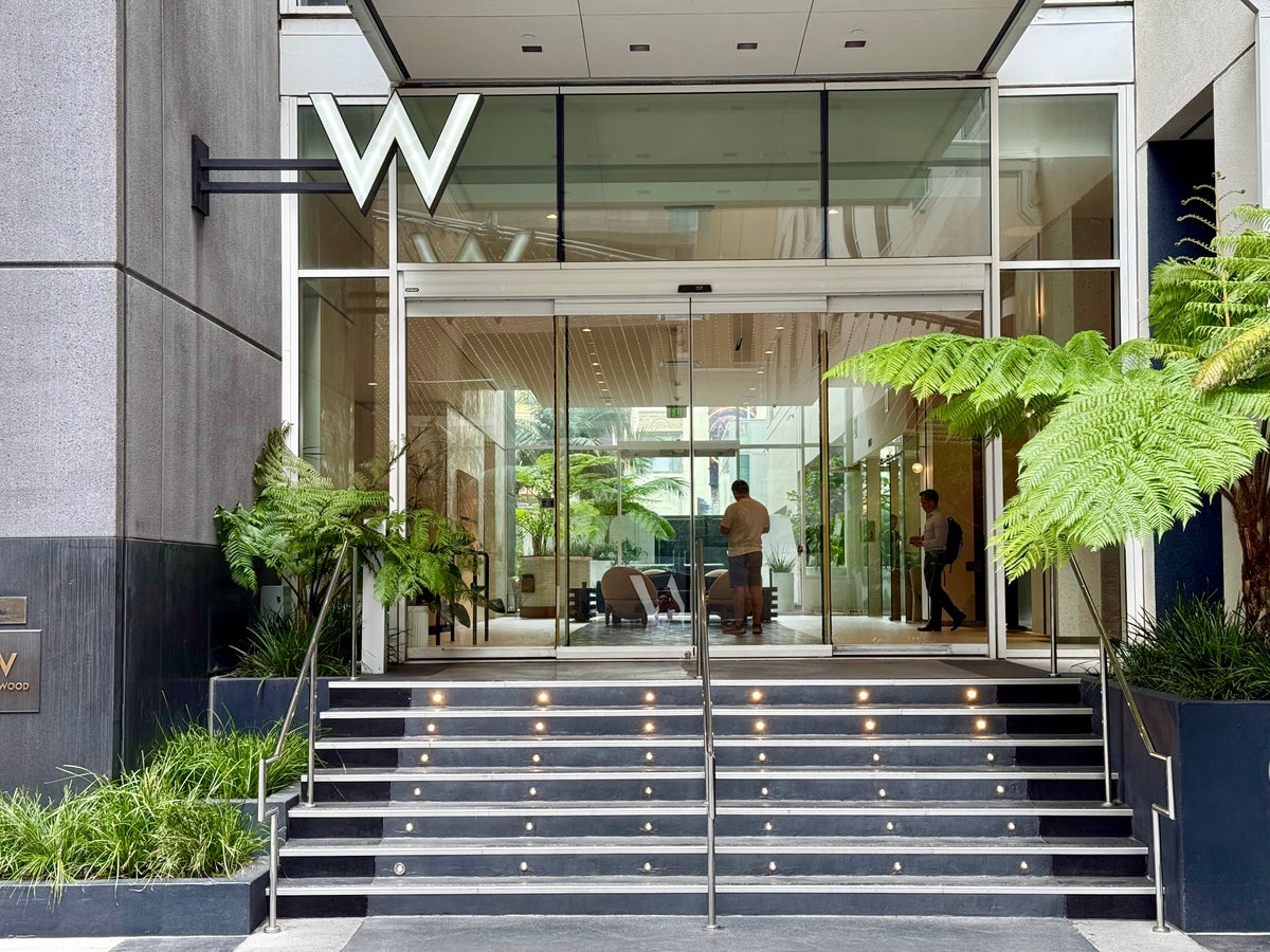 W Hollywood entrance