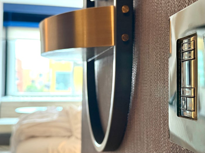 W Hollywood room blind controls W Hollywood room blind controls