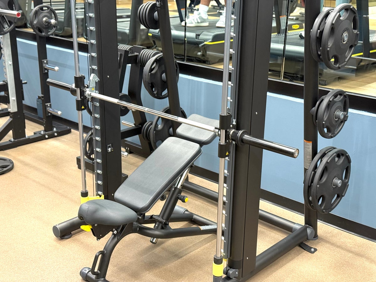 W Hollywood smith machine