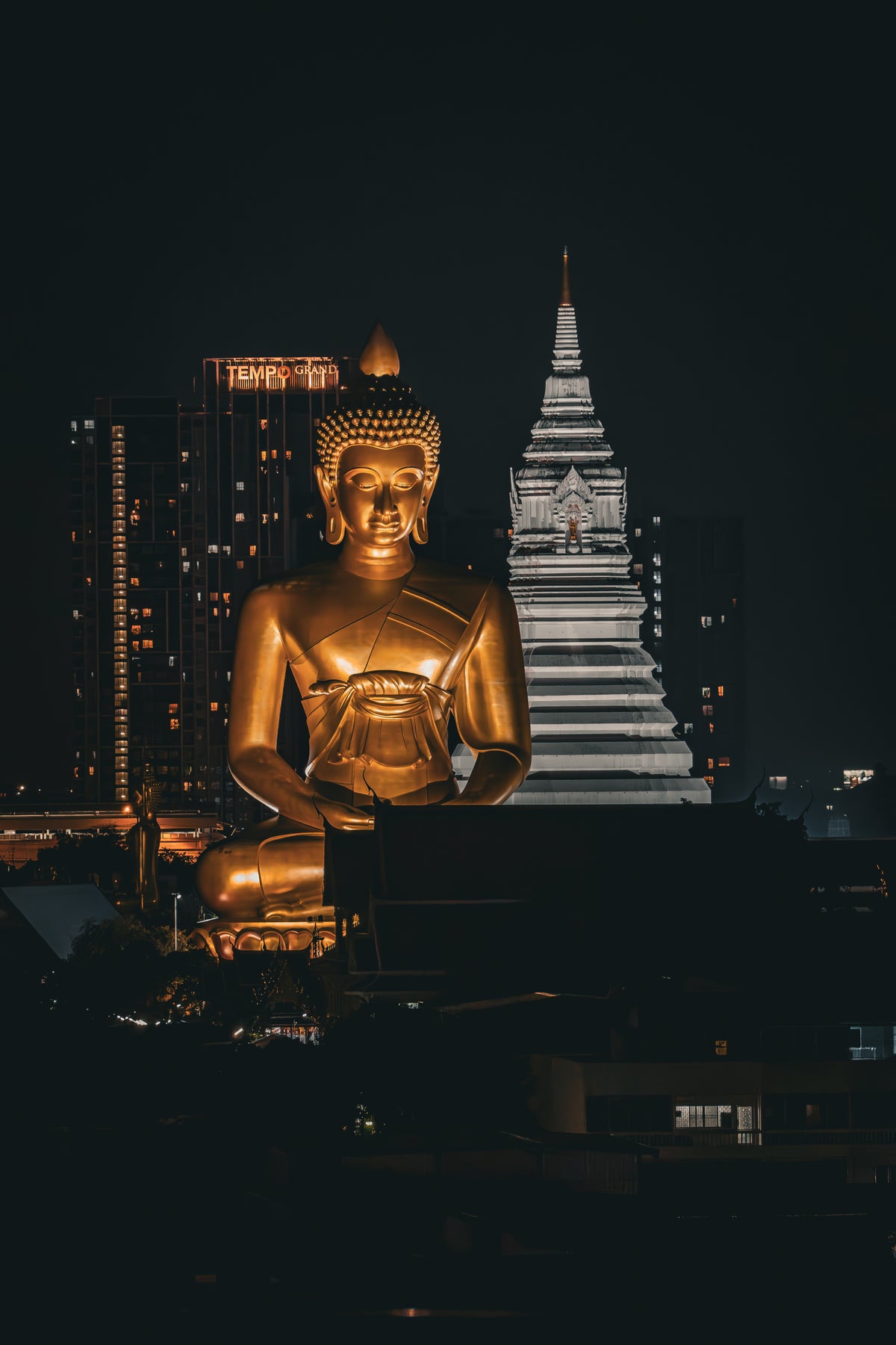 Wat Paknam Phasi Charoen Bangkok