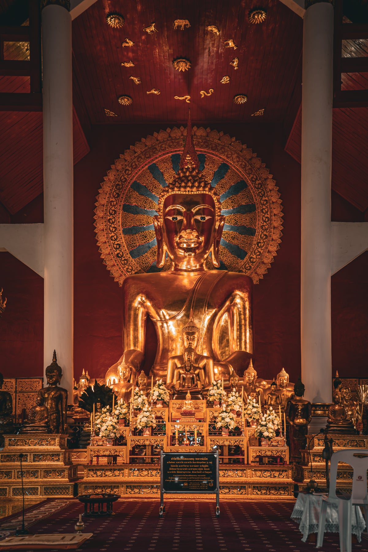 Wat Phra Singh large Buddha statue
