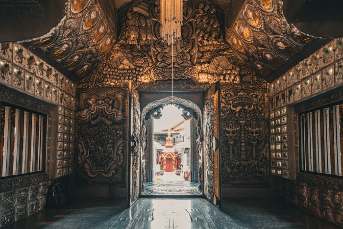 Wat Sri Suphan silver