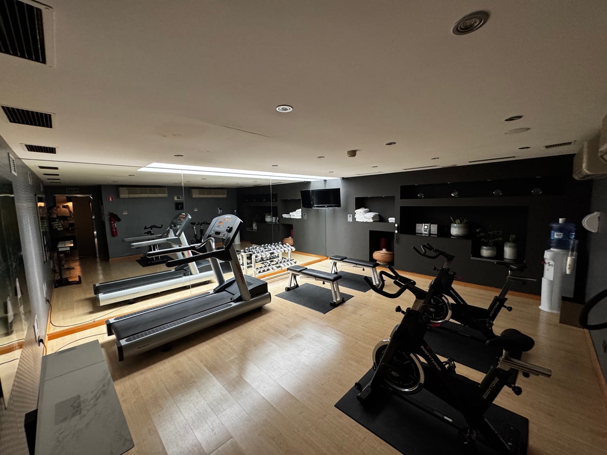 AC Hotel Murcia gym