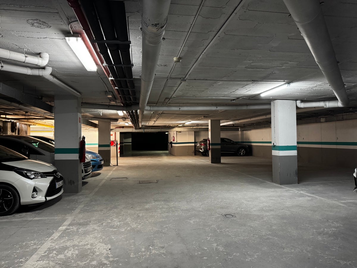 AC Hotel Murcia underground parking